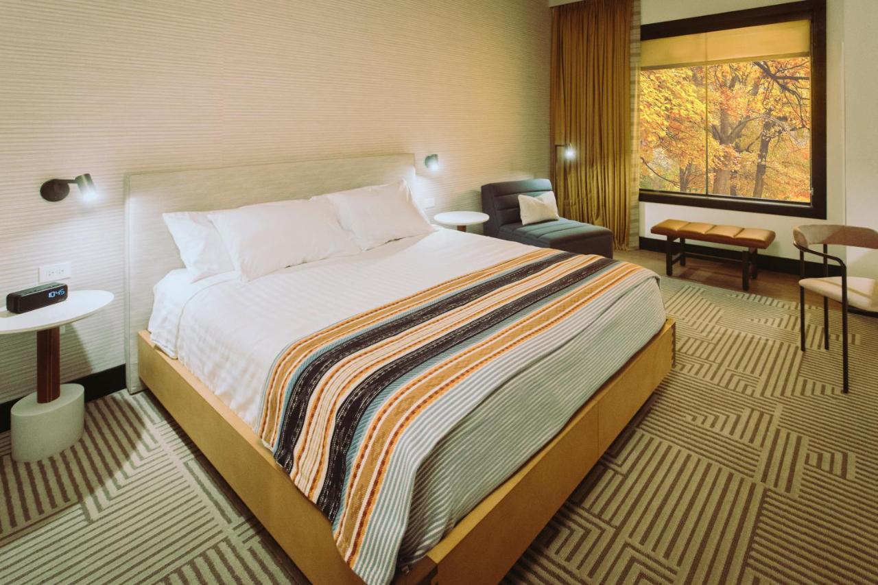 Hotel Tupelo, A Wyndham Hotel Extérieur photo